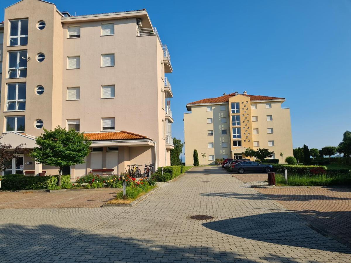 Eda Beach Apartman Siófok Eksteriør billede