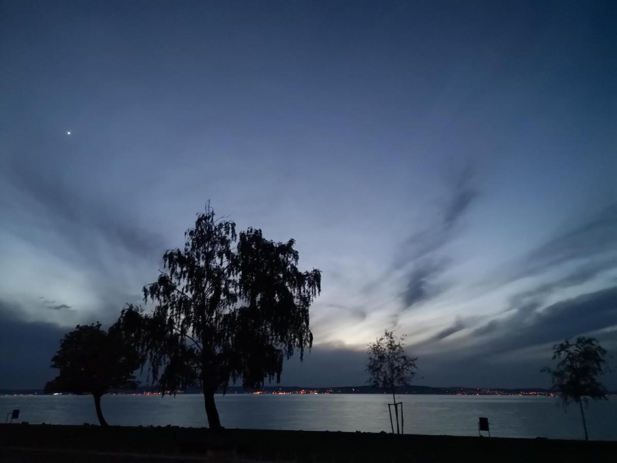 Eda Beach Apartman Siófok Eksteriør billede