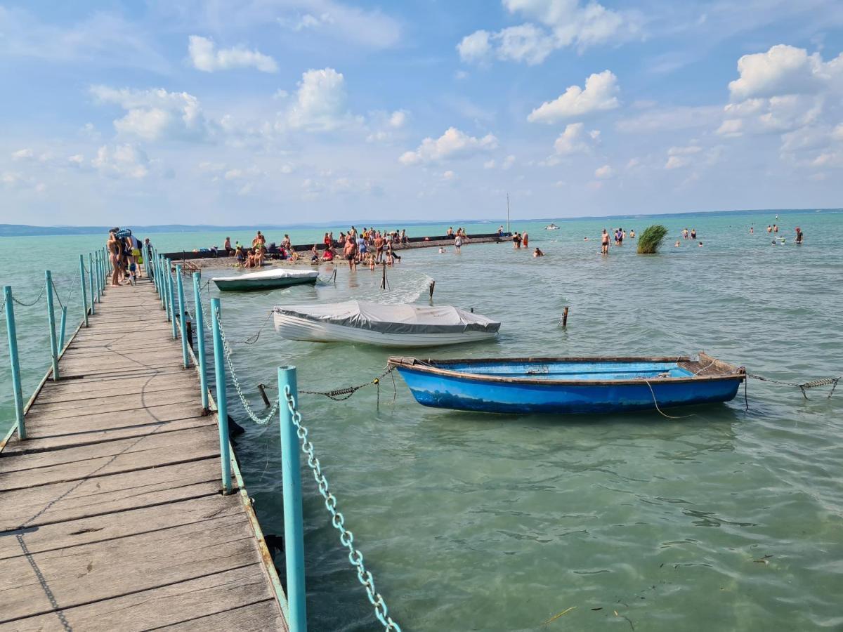 Eda Beach Apartman Siófok Eksteriør billede