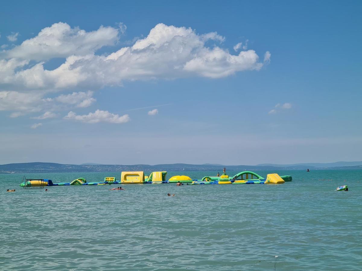 Eda Beach Apartman Siófok Eksteriør billede