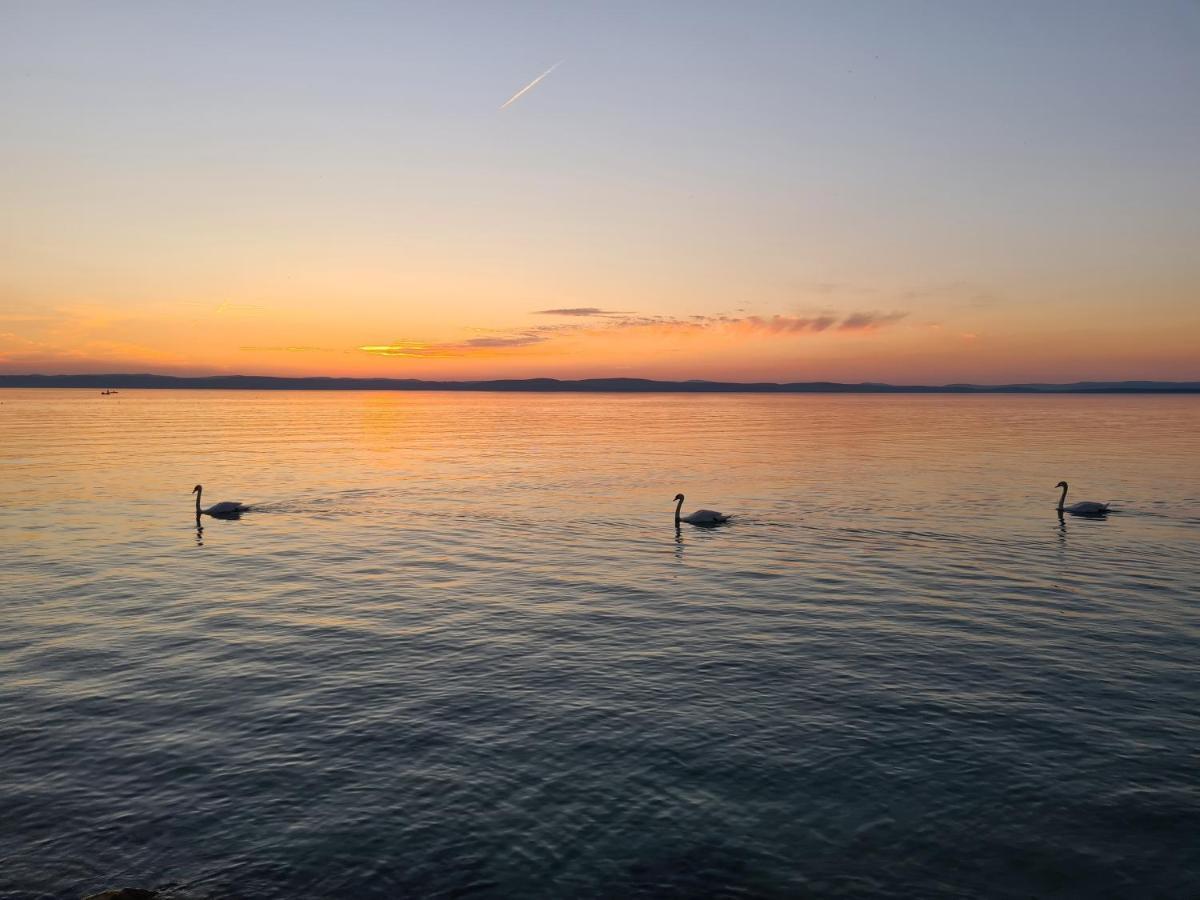 Eda Beach Apartman Siófok Eksteriør billede