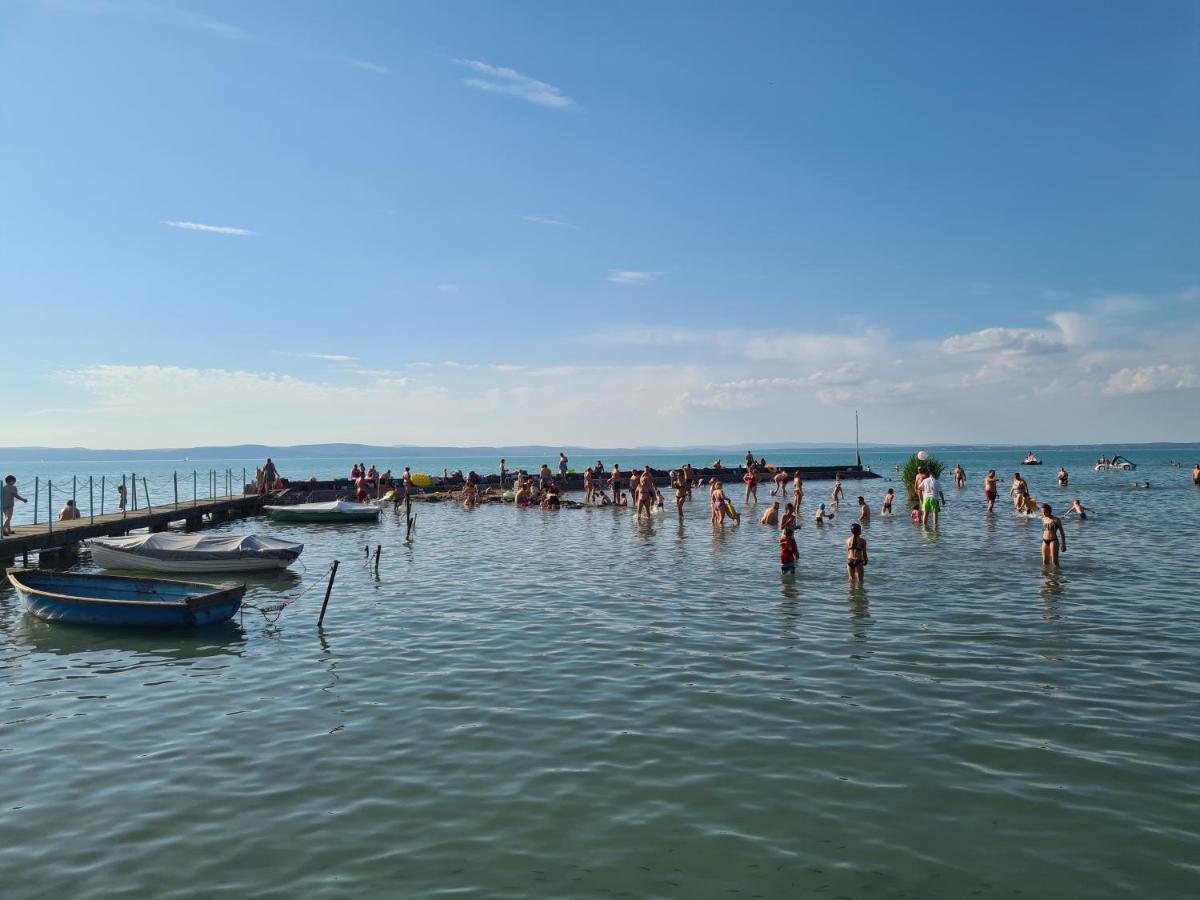 Eda Beach Apartman Siófok Eksteriør billede