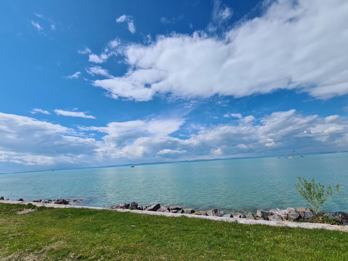 Eda Beach Apartman Siófok Eksteriør billede
